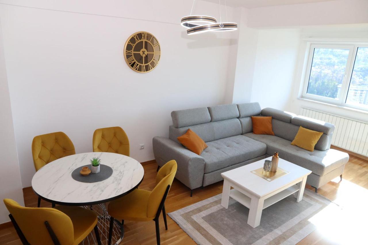 Apartment Cecovic - Mellain Tuzla Ngoại thất bức ảnh