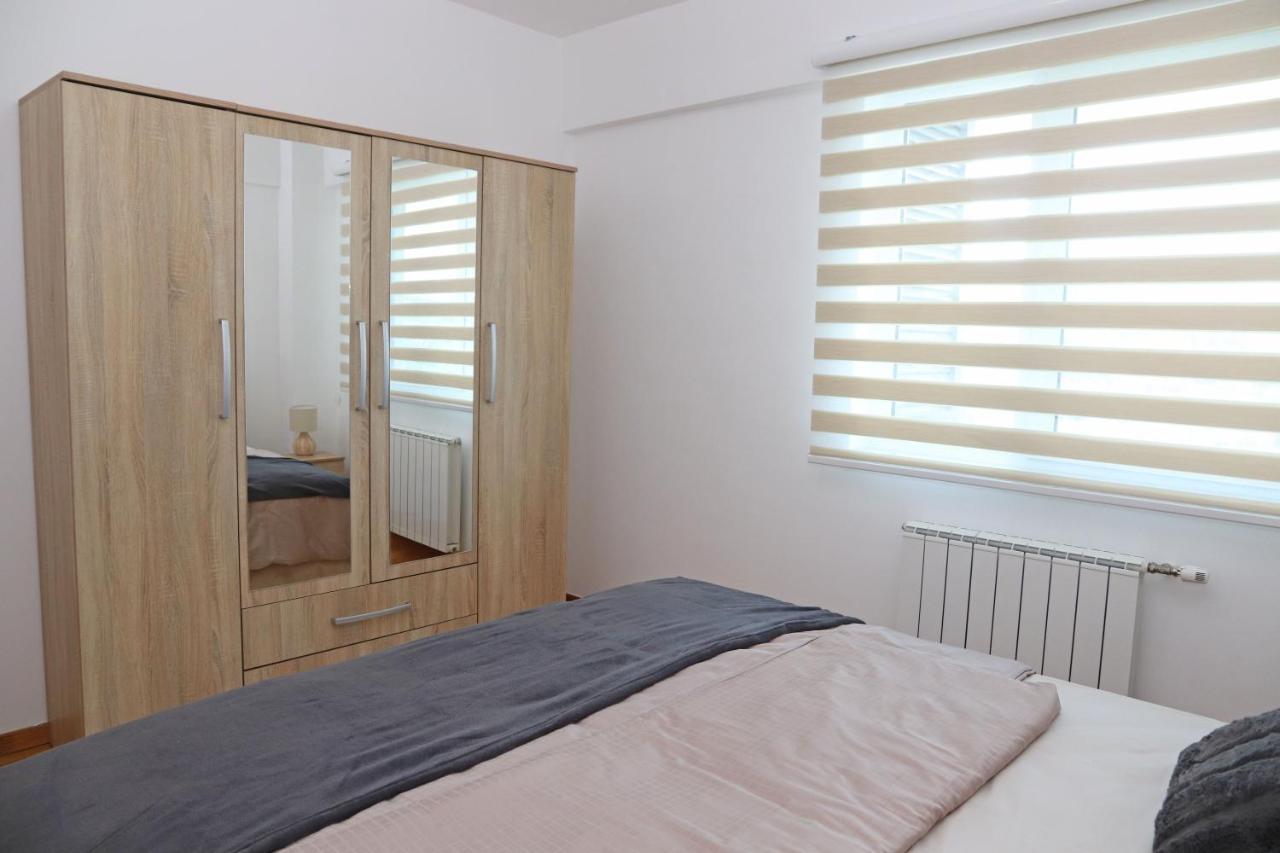 Apartment Cecovic - Mellain Tuzla Ngoại thất bức ảnh