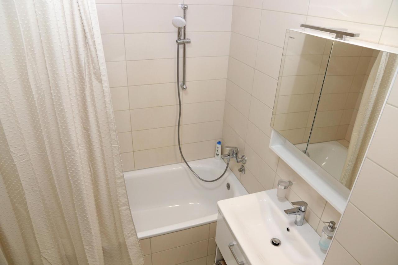 Apartment Cecovic - Mellain Tuzla Ngoại thất bức ảnh